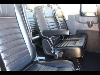 2023 Ford Transit 350 HD XLT   - Photo 16 - Euless, TX 76040
