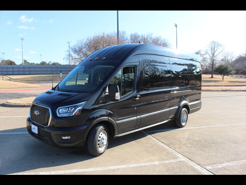 2023 Ford Transit 350 HD XLT   - Photo 1 - Euless, TX 76040