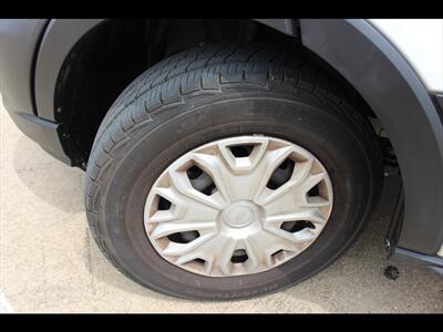 2023 Ford Transit 250   - Photo 26 - Euless, TX 76040