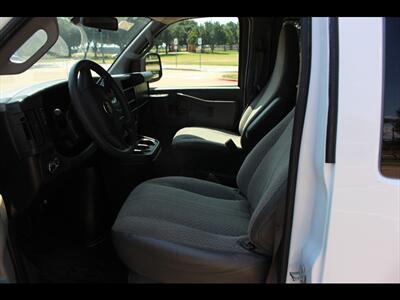 2020 Chevrolet Express LT 3500   - Photo 17 - Euless, TX 76040