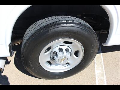 2024 Chevrolet Express LS 3500   - Photo 24 - Euless, TX 76040