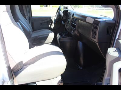 2024 Chevrolet Express LS 3500   - Photo 17 - Euless, TX 76040