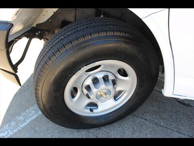 2024 Chevrolet Express LS 3500   - Photo 22 - Euless, TX 76040