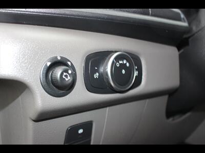 2022 Ford Transit 250   - Photo 28 - Euless, TX 76040