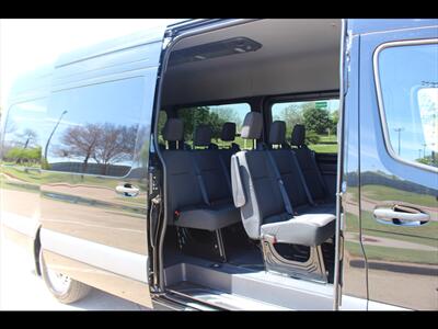 2025 Mercedes-Benz Sprinter 2500   - Photo 15 - Euless, TX 76040