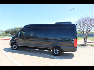 2025 Mercedes-Benz Sprinter 2500   - Photo 2 - Euless, TX 76040