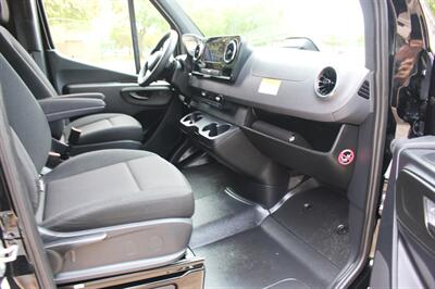 2025 Mercedes-Benz Sprinter 2500 - Photo 24 - Euless, TX 76040