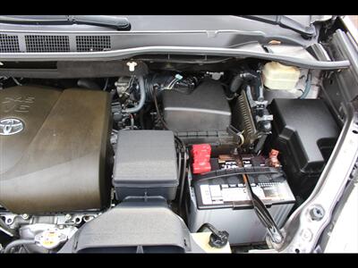2017 Toyota Sienna LE 8-Passenger - Photo 44 - Euless, TX 76040