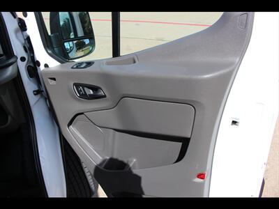 2023 Ford Transit 250   - Photo 16 - Euless, TX 76040
