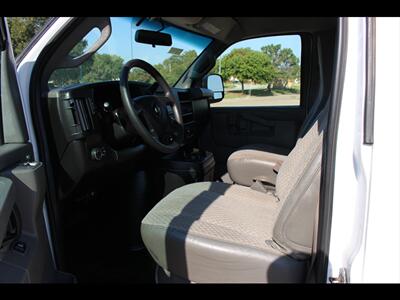 2018 Chevrolet Express 2500   - Photo 18 - Euless, TX 76040