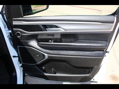 2025 Jeep Wagoneer Series II   - Photo 21 - Euless, TX 76040