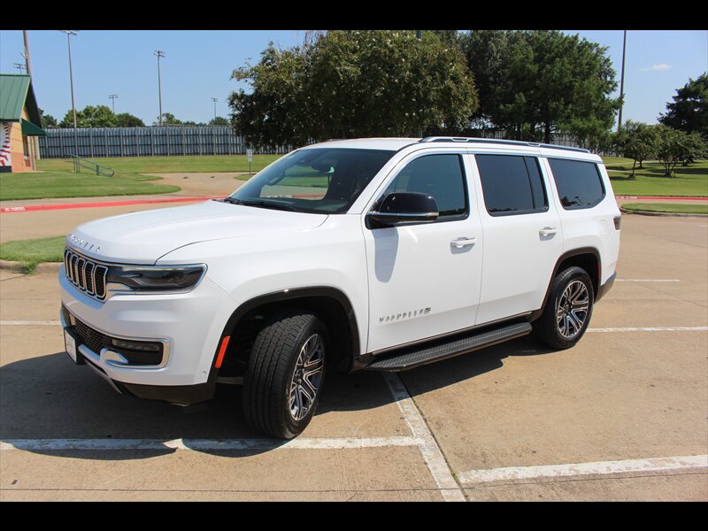 2025 Jeep Wagoneer Series II - Photo 1 - Euless, TX 76040