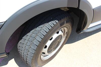 2016 Ford Transit 250 - Photo 30 - Euless, TX 76040