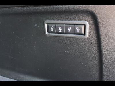 2024 Jeep Wagoneer L Series II   - Photo 12 - Euless, TX 76040