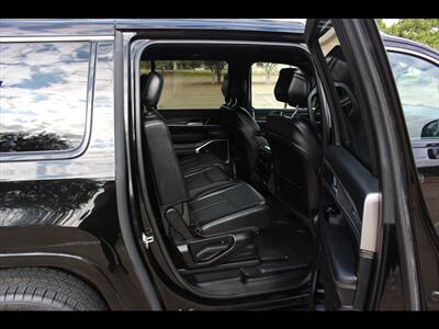 2024 Jeep Wagoneer L Series II   - Photo 14 - Euless, TX 76040