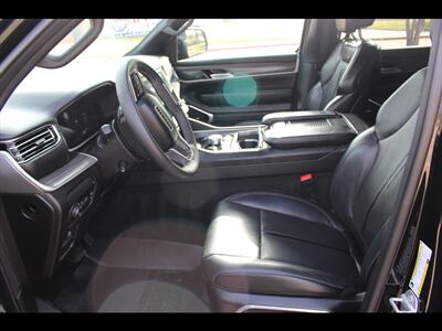 2024 Jeep Wagoneer L Series II   - Photo 24 - Euless, TX 76040