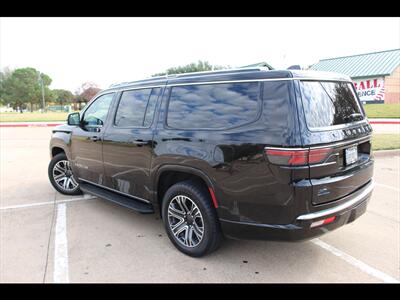 2024 Jeep Wagoneer L Series II   - Photo 3 - Euless, TX 76040
