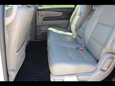 2017 Honda Odyssey EX-L   - Photo 19 - Euless, TX 76040