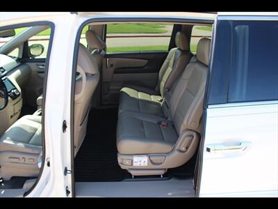 2017 Honda Odyssey EX-L   - Photo 18 - Euless, TX 76040