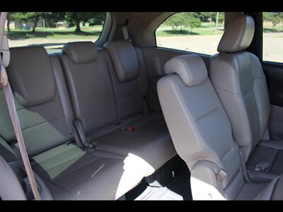 2017 Honda Odyssey EX-L   - Photo 13 - Euless, TX 76040