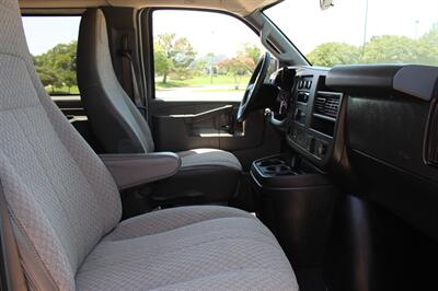 2020 Chevrolet Express LT 3500   - Photo 24 - Euless, TX 76040