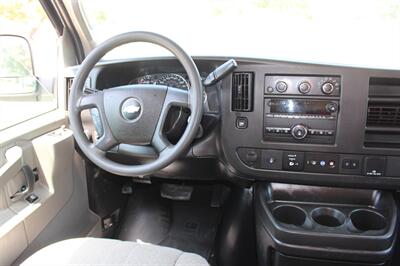2020 Chevrolet Express LT 3500   - Photo 19 - Euless, TX 76040