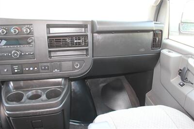 2020 Chevrolet Express LT 3500   - Photo 20 - Euless, TX 76040