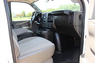 2020 Chevrolet Express LT 3500   - Photo 23 - Euless, TX 76040