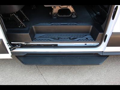 2023 Ford Transit 350 XLT   - Photo 16 - Euless, TX 76040