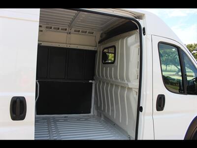 2025 RAM ProMaster Tradesman 2500 - Photo 16 - Euless, TX 76040