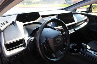 2024 Toyota Prius LE   - Photo 21 - Euless, TX 76040