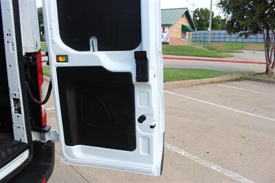 2023 Ford Transit 250 - Photo 9 - Euless, TX 76040