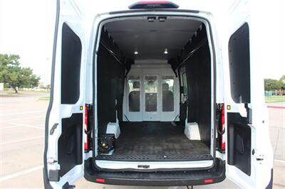 2023 Ford Transit 250 - Photo 8 - Euless, TX 76040