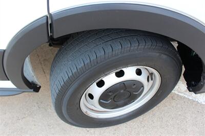 2023 Ford Transit 250 - Photo 33 - Euless, TX 76040