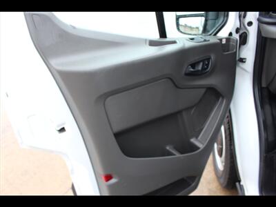 2020 Ford Transit 250   - Photo 22 - Euless, TX 76040