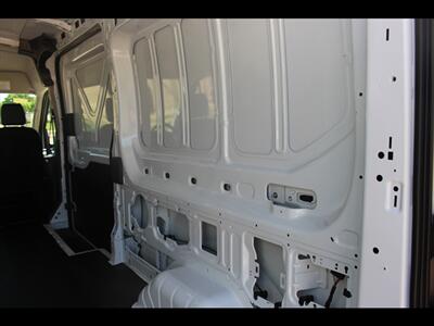 2023 Ford Transit 250   - Photo 13 - Euless, TX 76040