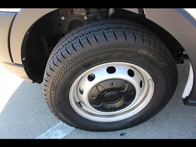 2023 Ford Transit 250   - Photo 26 - Euless, TX 76040