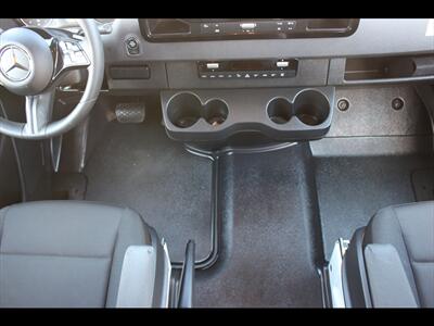 2026 Mercedes-Benz Sprinter 2500 - Photo 22 - Euless, TX 76040