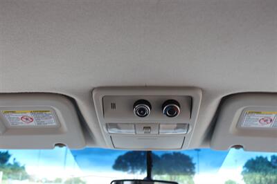 2015 Nissan NV 3500 HD SL - Photo 25 - Euless, TX 76040