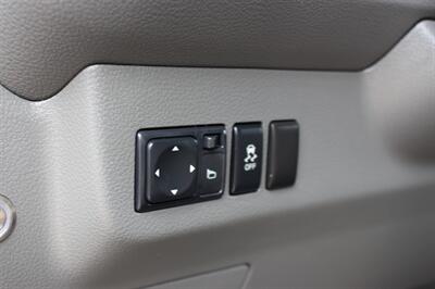 2015 Nissan NV 3500 HD SL - Photo 35 - Euless, TX 76040