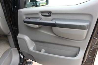 2015 Nissan NV 3500 HD SL - Photo 30 - Euless, TX 76040