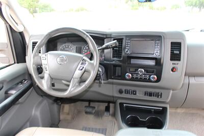 2015 Nissan NV 3500 HD SL - Photo 21 - Euless, TX 76040