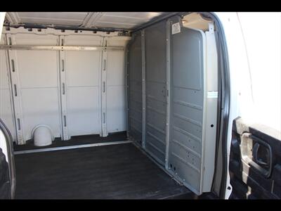 2017 Chevrolet Express 2500   - Photo 15 - Euless, TX 76040