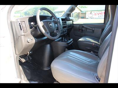 2017 Chevrolet Express 2500   - Photo 21 - Euless, TX 76040