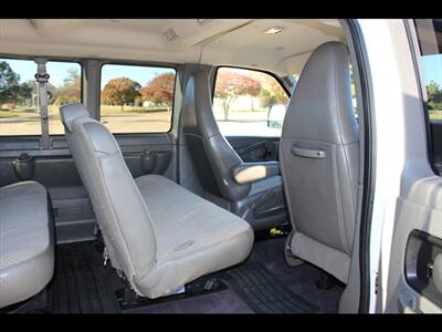 2019 Chevrolet Express LT 3500   - Photo 16 - Euless, TX 76040