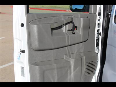 2019 Chevrolet Express LT 3500   - Photo 28 - Euless, TX 76040