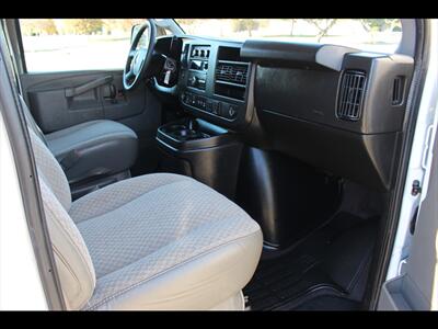 2019 Chevrolet Express LT 3500   - Photo 23 - Euless, TX 76040