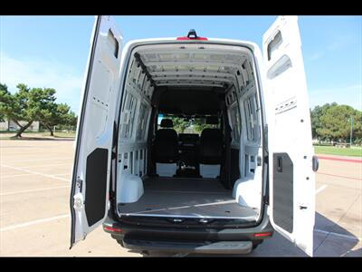 2025 Mercedes-Benz Sprinter 2500   - Photo 11 - Euless, TX 76040