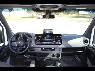 2025 Mercedes-Benz Sprinter 2500   - Photo 17 - Euless, TX 76040