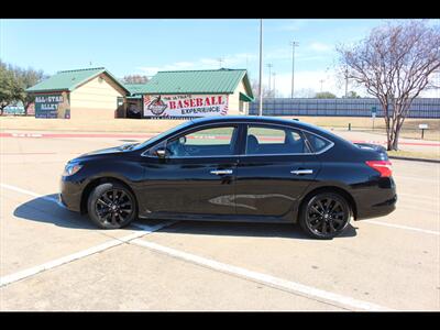 2018 Nissan Sentra SR   - Photo 2 - Euless, TX 76040